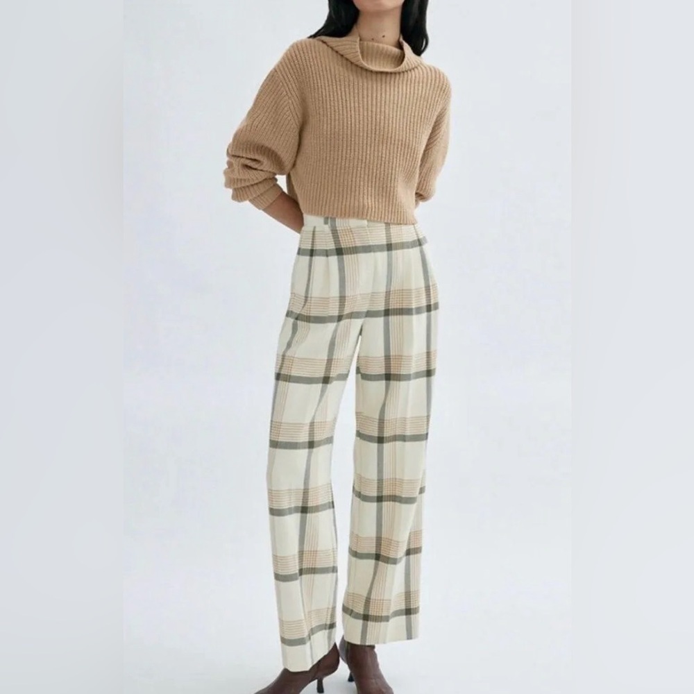 Aritzia Wilfred Montpellier Waist Turtleneck